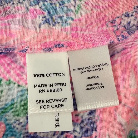 NWT Lilly Pulitzer X Disney Parks Etta V-Neck Tee Disney Dreamin’ MED Limited Ed - Picture 9 of 13